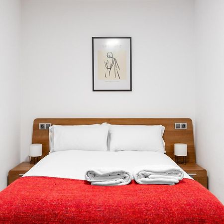 Wintowinrentals Quiet Apartment, Good Location, Free Parking Málaga Kültér fotó