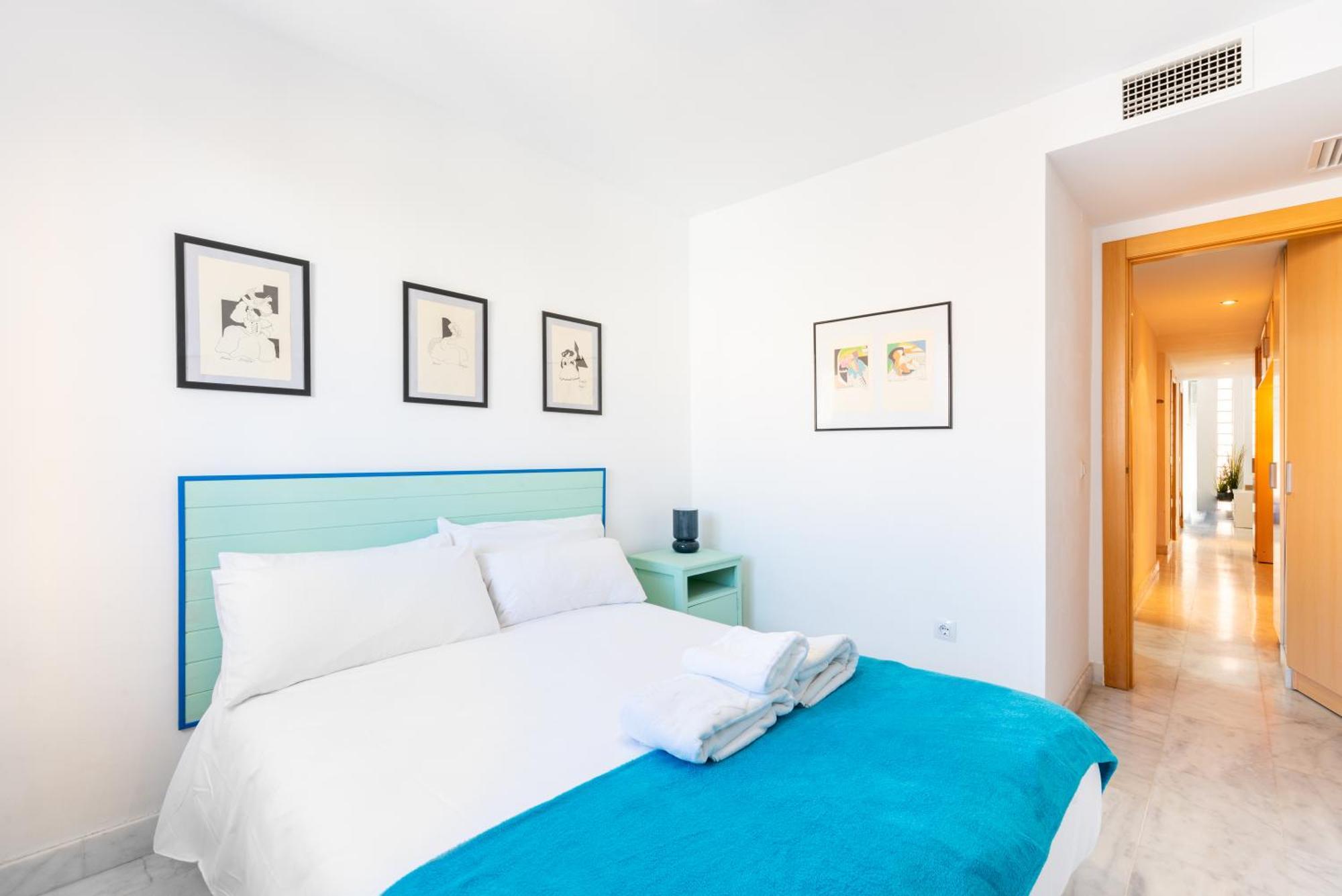 Wintowinrentals Quiet Apartment, Good Location, Free Parking Málaga Kültér fotó