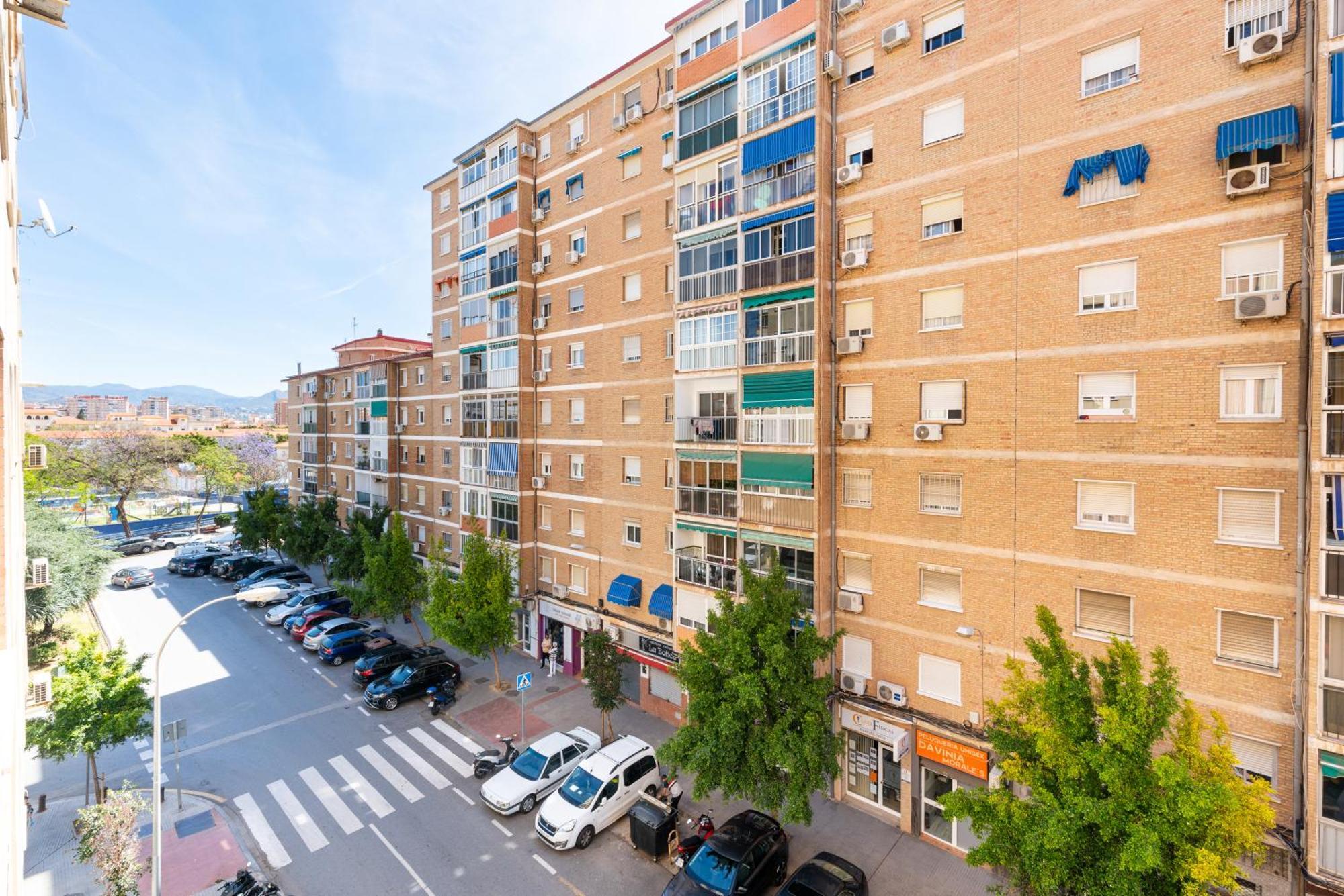 Wintowinrentals Quiet Apartment, Good Location, Free Parking Málaga Kültér fotó